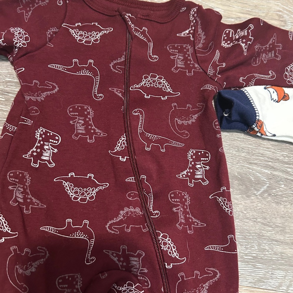 Lot of 2 PREEMIE Yoga Sprout Wonder Nation Footed Zip Sleeper Fox Dinosaur Print - Picture 3 of 5